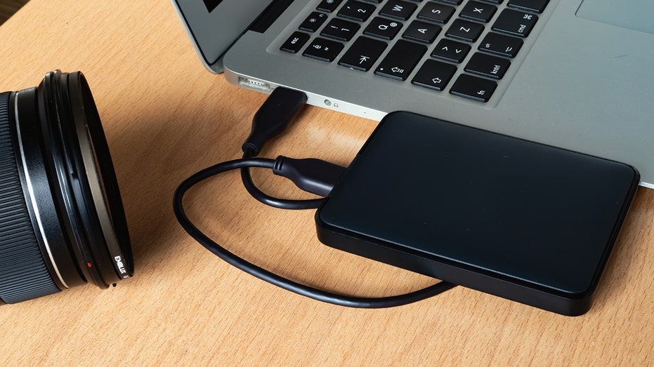 Transfer photos from your phone to a hard drive Byron Bay Accountants